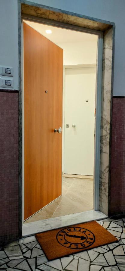Effe4 Lovely Room Барі Екстер'єр фото