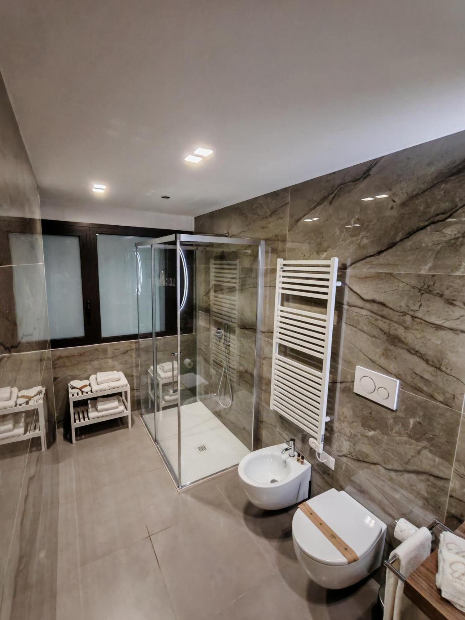 Effe4 Lovely Room Барі Екстер'єр фото